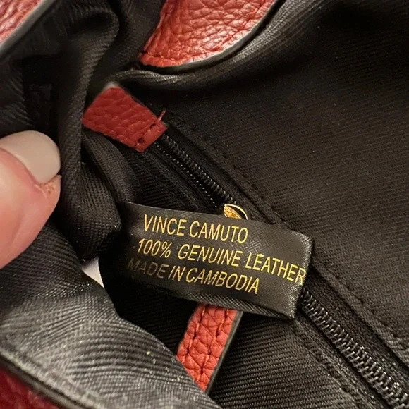 Vince Camuto -NWT Ruthie Small Crossbody Handbag Purse Black Leather MSRP $158 - Picture 7 of 9